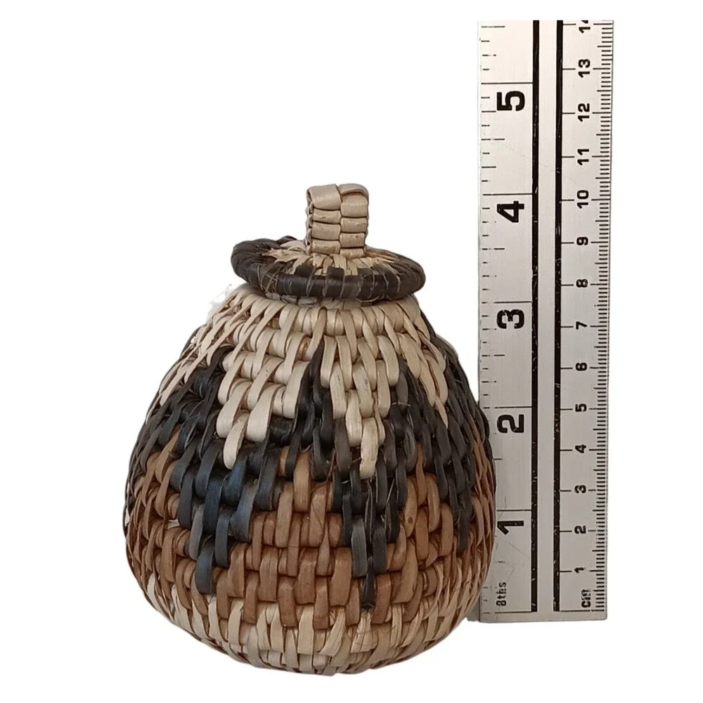African Zulu Herb Container w/ Lid Hand Woven Herb Basket Ukhamba & Herbs 4x3.5